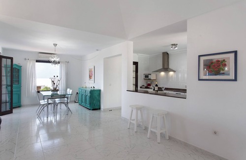 Yaiza Villa | Exceptional Air-conditioned Home with Pool & Ocean Views