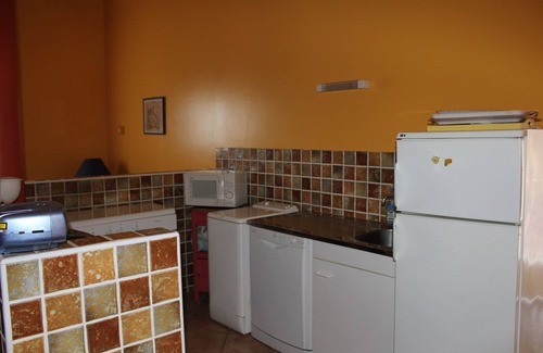 Verghia House | Oceanfront Seaside House - Guest Rated 10/10 with Kitchen