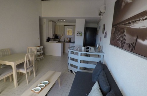 Cap d'Agde Apartment | Oceanfront Apartment Steps from La Roquille Beach - 10/10 Rating