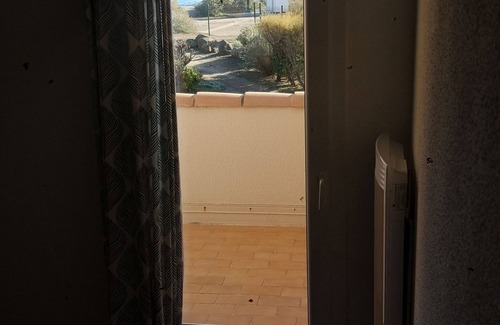 Cap d'Agde Apartment | Oceanfront Apartment Steps from La Roquille Beach - 10/10 Rating