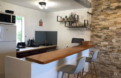Marine de Saint Ambroggio Apartment | Cozy Minivilla with Terrace, Garden & Sea Views - Rated 9.8