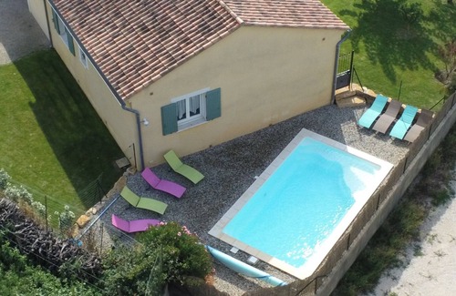 Malaucene Villa | Relaxing Villa with Private Pool near Mont Ventoux Climb