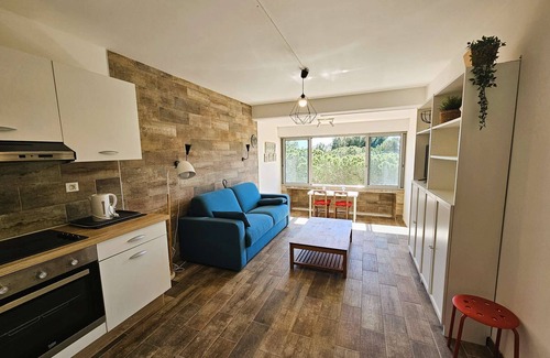 Les Sablettes Apartment | Comfort and Convenience in the Heart of Les Sablettes