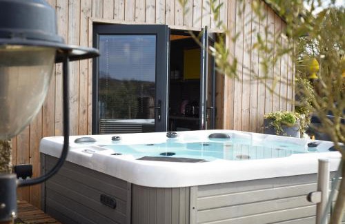 Emsworth House | Experience The Cow Shed: A Countryside Retreat Awaits
