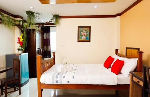 Ban Du Hotel | Budget-Friendly AIRBEST Explore Chiang Rai Hotel Awaits You