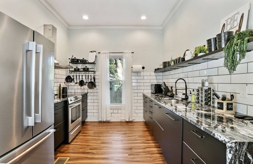 Edgewood House | Rated 10/10: Designed By Dom with Spa and Family Amenities