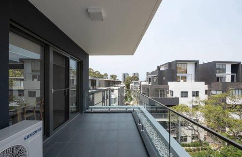 Epping Apartment | Welcoming Aircabin Epping: 2 Beds Apt with Free Parking