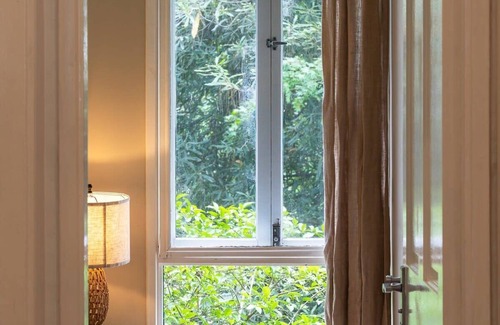 Warrawee House | Aircabin - Warrawee - Spacious - 5 Beds House