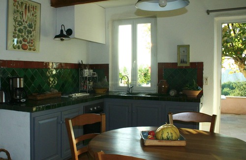 Evenos House | Idyllic Mas Provencal with Private Pool in Nature Near Bandol