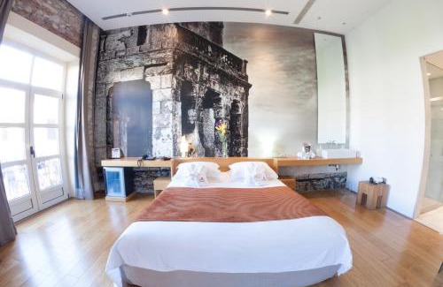 Almeria Centro Hotel | Relax at Aire Hotel & Ancient Baths - 4-Star Comfort Awaits