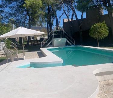 Bahia Blanca House | Budget-Friendly Stay at Aire Ju with Pool Access