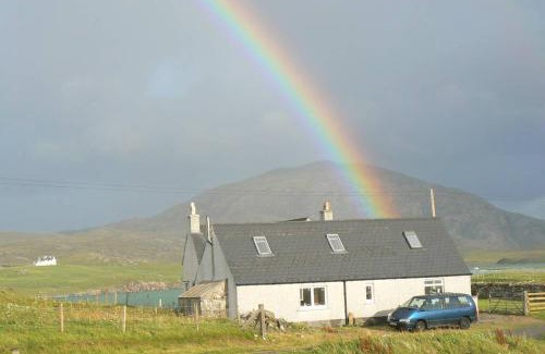 Ardroil House | Family-Friendly Retreat at Airebroc Byre with Great Reviews
