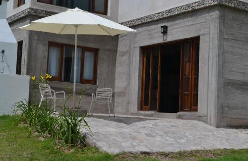 El Mollar House | Pet-Friendly Retreat at Aires del Alto - Highly Rated 9.4
