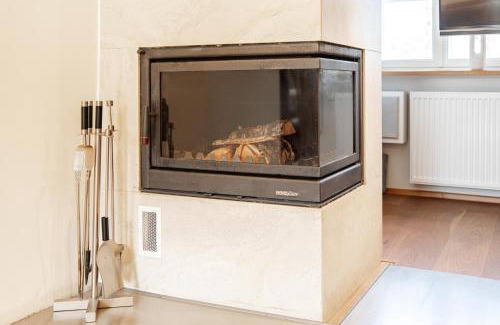 Kalamaja Apartment | Discover AirHome - Owl's Nest: Ideal for Families and Pets