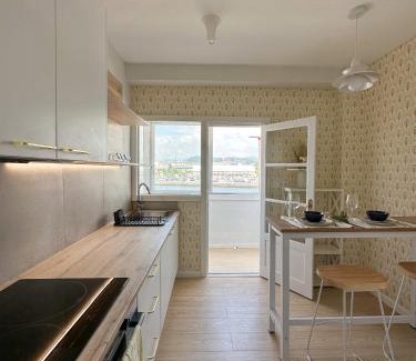 Pontevedra Old Town Apartment | Experience Airiños da ría: Family-Friendly Getaway, 9.5/10