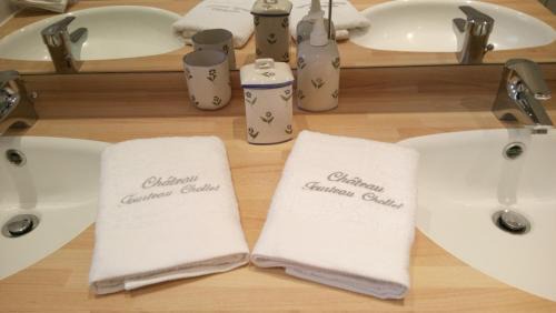 Arbanats House | Elegant Airial de Tourteau Chollet: 5-Star Family Retreat