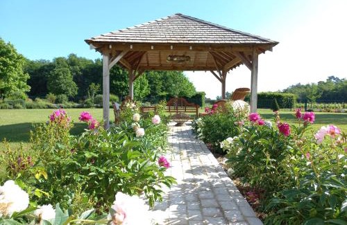 Arbanats House | Elegant Airial de Tourteau Chollet: 5-Star Family Retreat