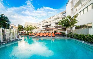 Airlie Beach Hotel | Inviting Airlie Beach Hotel: Ocean Views & Family-Friendly