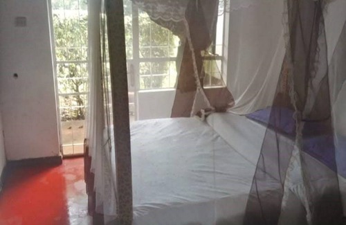 Meru Hotel | Budget-Friendly Stay at AIRMAN'S Pavillon with Dining Options