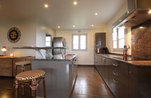 Sare House | Discover Airosa Gîte: Family-Friendly Retreat in Sare