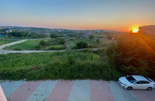Arnavutkoy Apartment | Convenient Airport Apartments with Breakfast & Pet Friendly