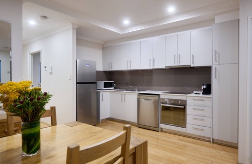 Redcliffe Apartment | Discover Airport Apartments by Vetroblu with Top Ratings