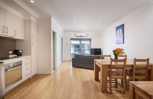 Redcliffe Apartment | Discover Airport Apartments by Vetroblu with Top Ratings