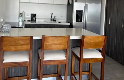 Alajuela Condo | Airport Condo Traveler's Haven!nn