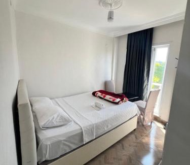Arnavutkoy Apartment | Comfortable Airport Confort Guest House with Ocean Views