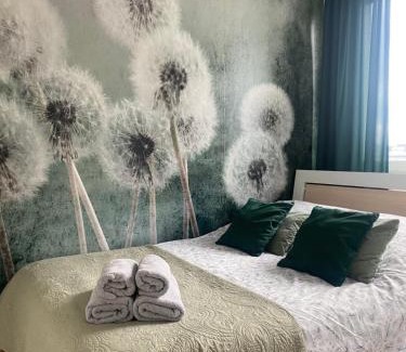 Warsaw Apartment | Family-Friendly Airport Green Apartment KL21 with Free Parking