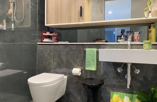 Mascot Apartment | Airport Luxury Like New Sunny Home Long Term Preferred