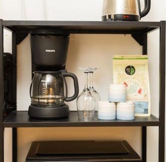 Viman Nagar Apartment | Airport Runway View from terrace|Coffee Maker|Luxe