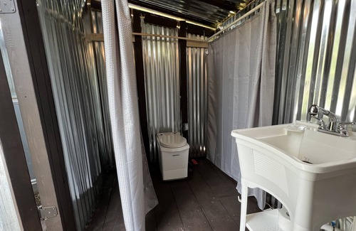 Bastrop House | Pet-Friendly Airstream Vibes on 90 Acres - Guest Rated 10/10