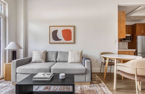 Boerum Hill Apartment | Airy Boerum Hill 1BR w/Gym, near Barclays Center, by Blueground