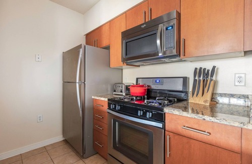 West End Apartment | Modern Foggy Bottom 1BR with Pool, Gym & Prime Location