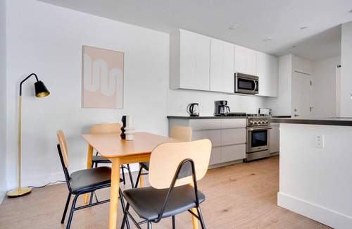 Sharon Heights Apartment | Modern Menlo Park 1BR Retreat with Pool & Gym Amenities