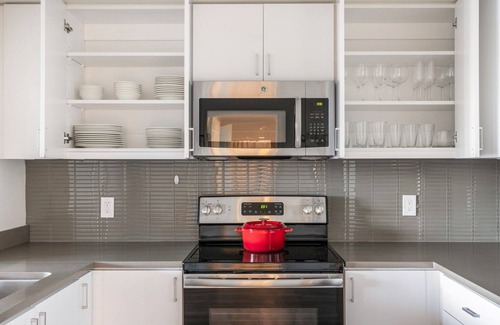 Mountain View Apartment | Inviting Mountain View 2BR with Pool & Fitness Center