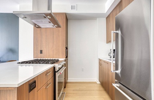 Navy Yard Apartment | Stylish Navy Yard 1BR with Rooftop Pool & Gym