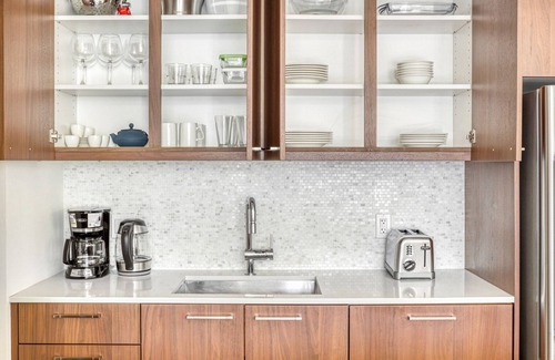 Navy Yard Apartment | Stylish Navy Yard 1BR with Rooftop Pool & Gym
