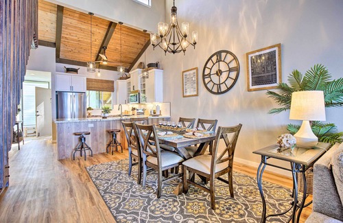 Kahaluu Bay Apartment | Oceanfront Kailua-Kona Retreat with Community Pool Access