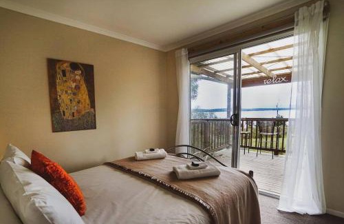 Lunawanna House | Family-Friendly Aisling Beach House with Great Reviews