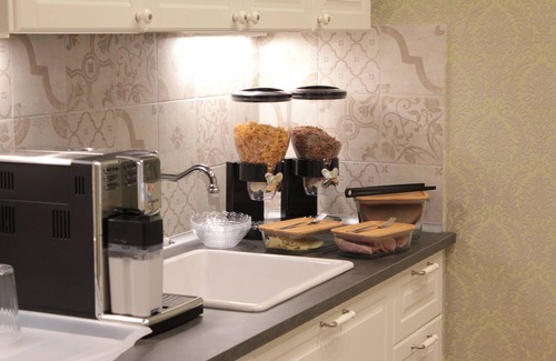 Catania City Centre Bed & Breakfast | Discover Aitna B&B: Eco-Friendly Retreat with Pool