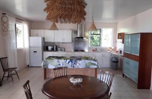 Papara Villa | Beachfront AITO NUI Villa in Beautiful Papara, Tahiti