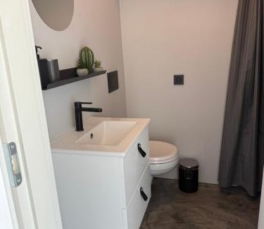 Klaipeda District Municipality Apartment | Pet-Friendly Aitvarai 41: Rated 9/10 for Families