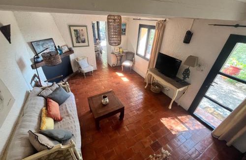 Aix-en-Provence House | Aix-en-Provence, Bastidon provençal plein cœur de la forêt avec vue unique