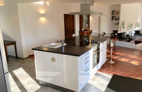 Est Villa | Exclusive Villa in Aix en Provence with Private Heated Pool