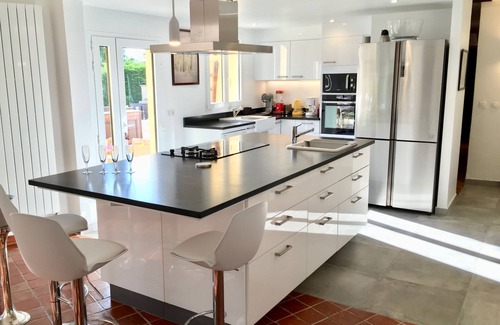 Est Villa | Exclusive Villa in Aix en Provence with Private Heated Pool