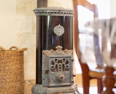 Est Apartment | Relax in a Serene Countryside Retreat with Hot Tub Access