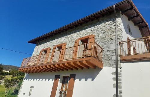 Igantzi House | Discover Aizalegia: Child-Friendly 4-Star Retreat