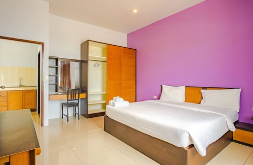 Ratsada Hotel | AJ Residence: Budget-Friendly Stay with Family Amenities